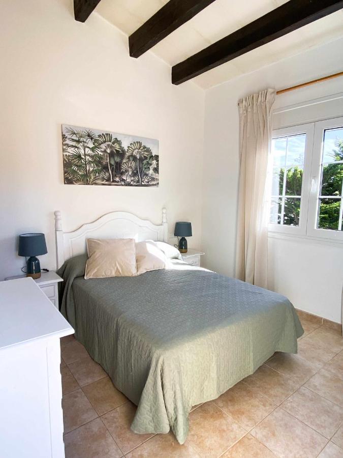 Chalet Villafranca Menorca con piscina privada Cala en Bosch Esterno foto